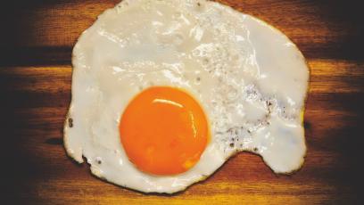 Fried egg on a table