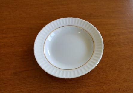 Empty plate