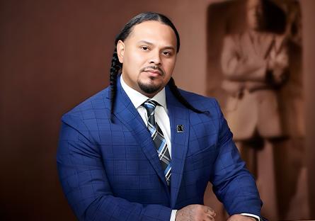 Cordero Holmes headshot