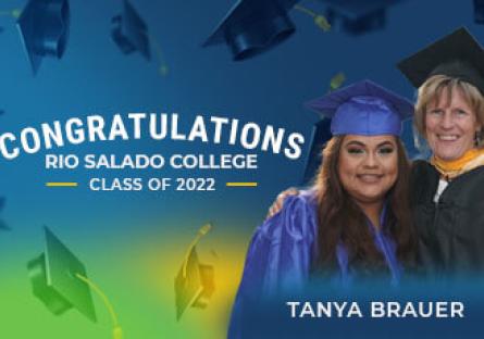 photo of Tanya Brauer and President Smith at Commencement