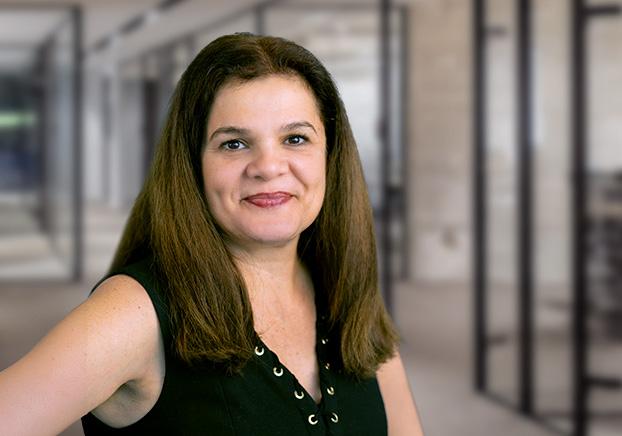 Dr. Lily Davidov